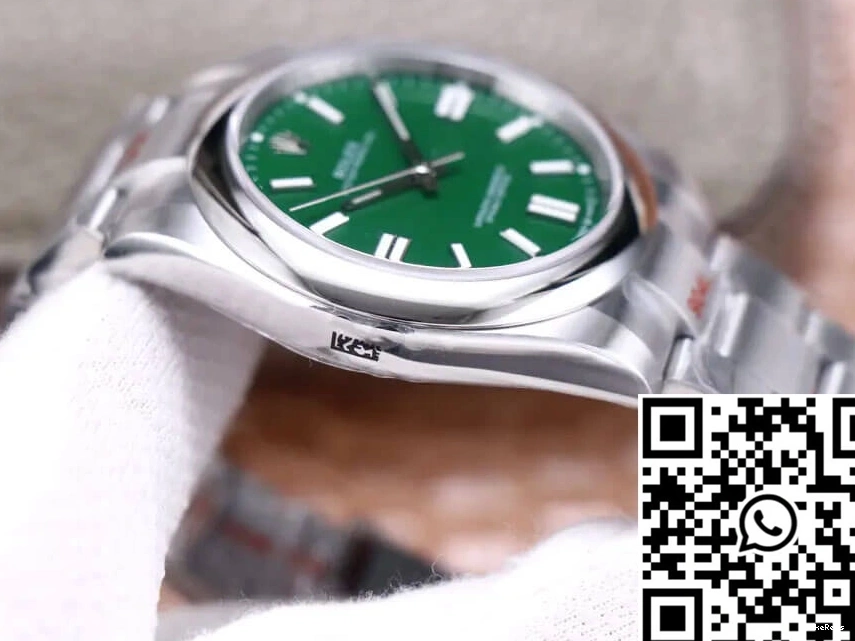 M124300-0005 Rolex Dial Factory Perpetual 41MM EW Oyster Green 0320